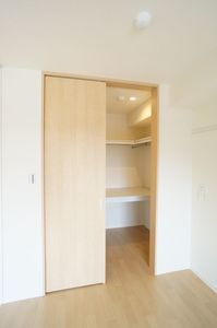 メゾン赤芝 205号-5