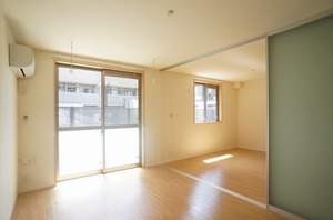 ブラウンハイムⅤ 102号-2