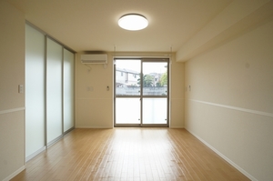 リラフォート 102号-3