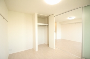 カリーナA 103号-3