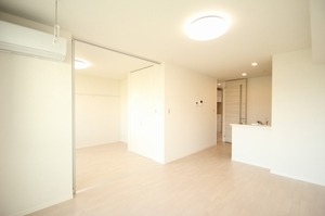 カリーナA 103号-4