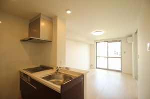 カリーナA 103号-7