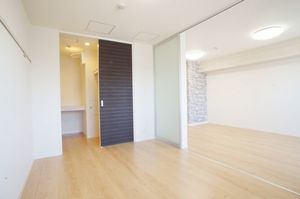 シャルマビオス 303号-3