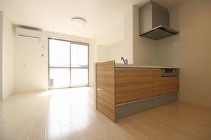 ブランメゾン　Ｅ 203号-3