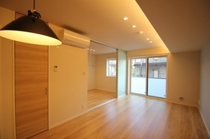 シャーリーズ 103号-3