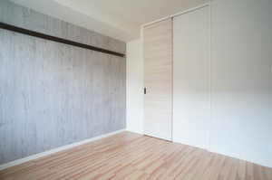 インターシェーン 202号-4