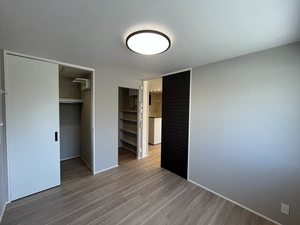 メゾンドヴェール 102号-8