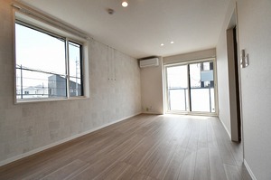 モンターニュ　エイチ　ワイ 106号-2