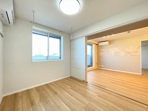 ドエルアーバンⅡ 303号-8