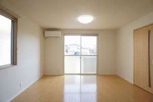 サニーフラット B 102号-2