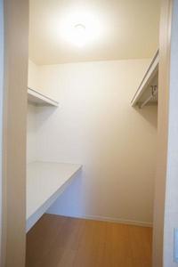 サニーフラット B 102号-7