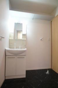 Ｗｅｓｔ　ｆｉｅｌｄ 101号-6