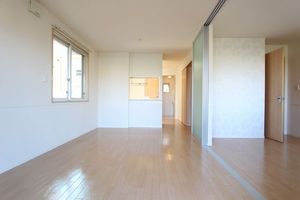 Ｔｒｅｓｔ　Ｇａｒｄｅｎ　Ｅ 102号-2