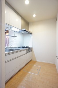 ローレル 101号-4