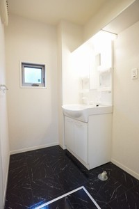 ローレル 101号-8