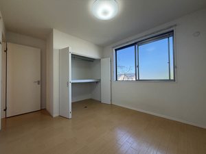 カーサ・グラシアス D 202号-4