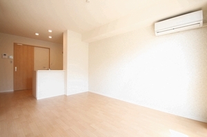 ジョリー宮下 102号-3