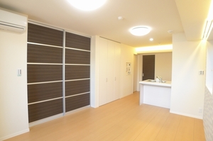 ザッハトルテ 205号-9