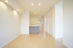 ハイダウエイ　イースト 102号-2