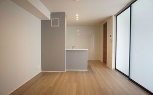 レスト　スクエア 202号-2