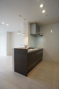 グランドゥールＫＡＺＵ 301号-3