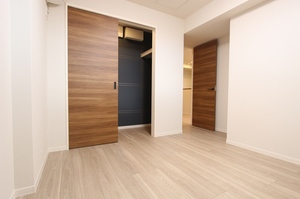 セレーノひかわ 303号-6