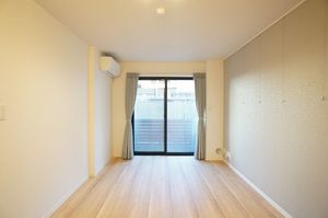 シャーメゾン北上尾 102号-2