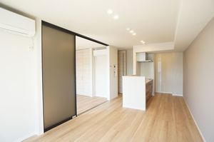 メープルガーデン 202号-2