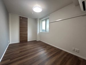 リリー シャルマン 103号-4