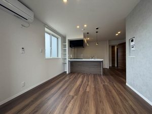 リリー シャルマン 203号-5