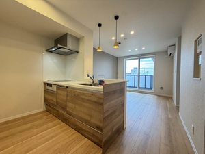 リリー シャルマン 301号-2