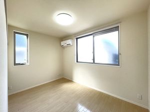 リラフォートＢ 102号-5