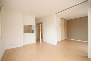 センプリス 202号-2