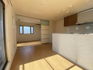 グラヴィア 301号-2