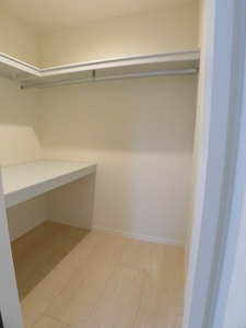 グラヴィア 303号-5