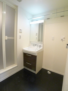 グラヴィア 303号-7