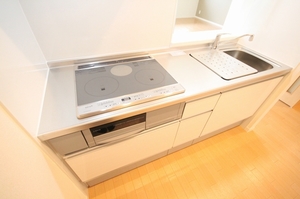 プラネット 303号-9