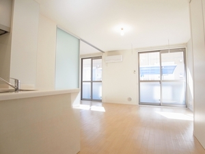 メゾン ポラリスⅢ 101号-2