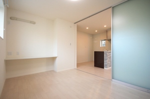 インペリアル レジデンス 103号-8