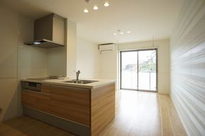 スぺリアージュ　Ⅲ 105号-2