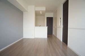 アズール 302号-2