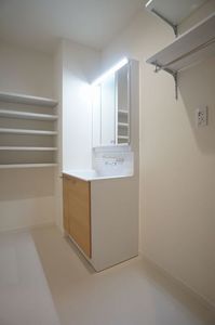 アズール 302号-8