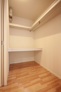 オベロン 201号-9