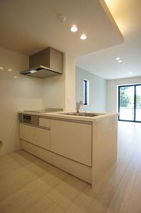 カローレ 102号-3