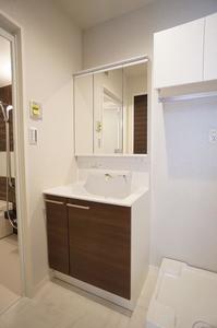 カローレ 301号-11