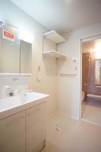 ジュネスクレスト 303号-9