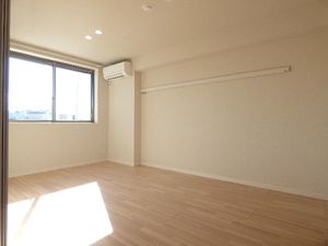 コリーナ・ヴェルデ 102号-4