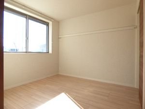 コリーナ・ヴェルデ 102号-5