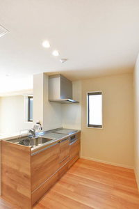 シャーメゾン　時間の翼 202号-3