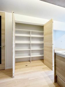 ルミノサ・ファミリアＡ 203号-3